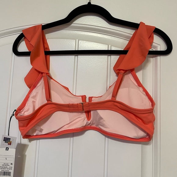 •Target• New Ladies’ Shade & Shore V-Wire Ruffle Coral Bralette Bikini Swim Top - Picture 2 of 7